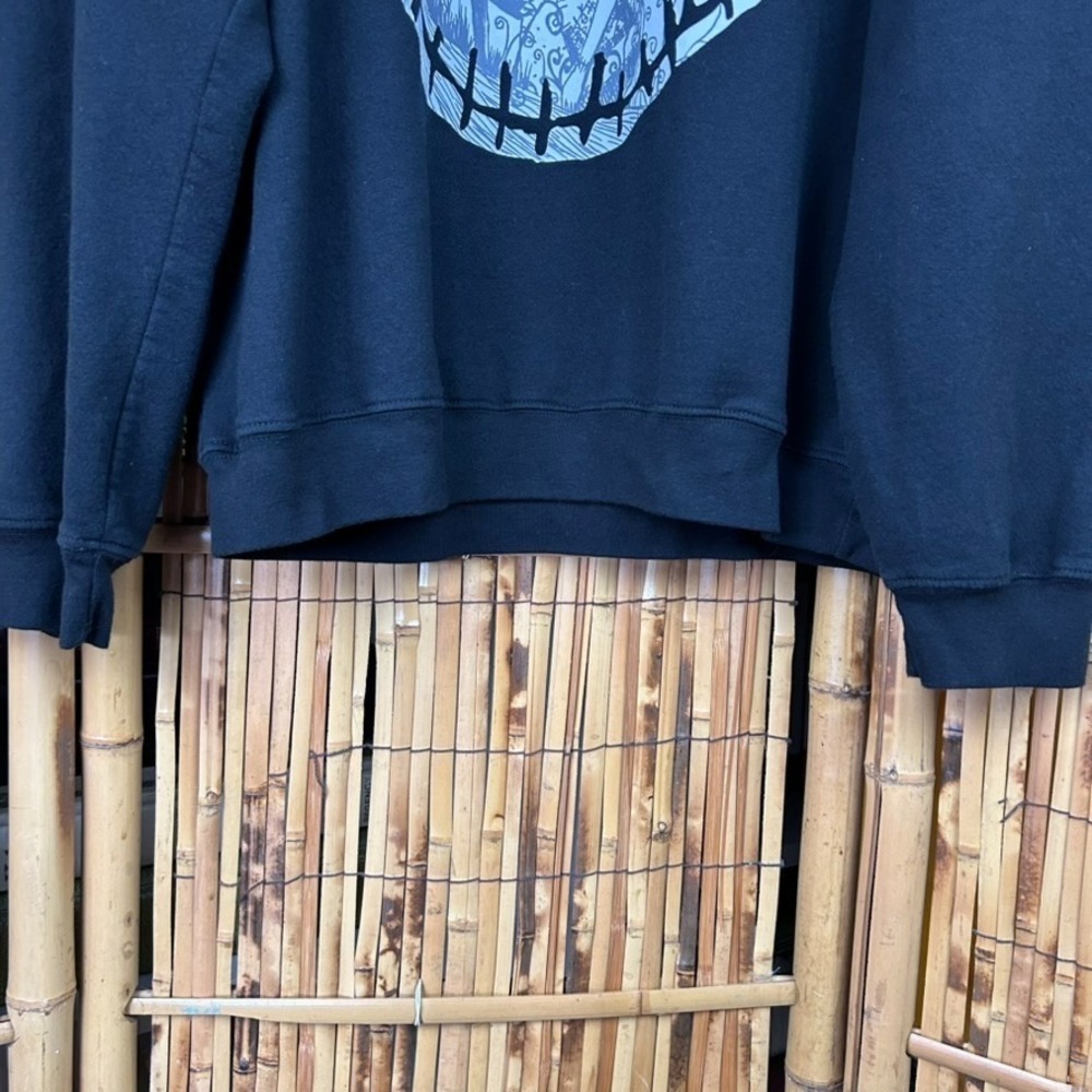 Disney's Tim Burton's The Night Before Christmas LS Sweatshirt XL (15-17) Black‎ - Picture 4 of 12